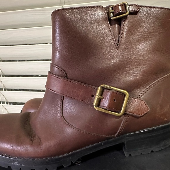 Marc jacobs brown buckle short booties lugged style sole size 9 - Picture 1 of 7
